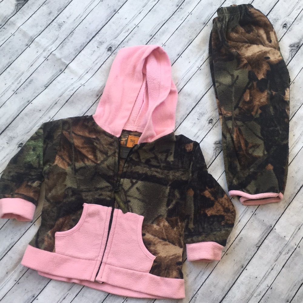 pink camo sweat suit